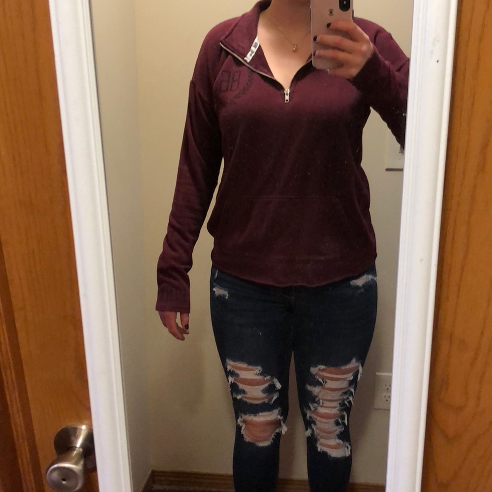 Pink maroon top.